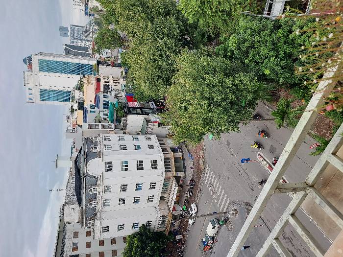 Bán nhà Cát Linh - diện tích 90m2 7 tầng - Thang máy, mặt phố - giá 27 tỷ