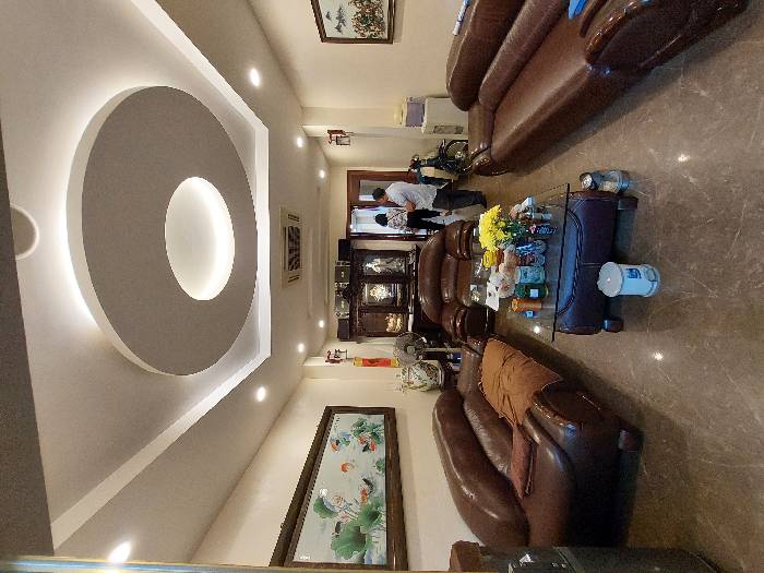 Bán nhà Cát Linh - diện tích 90m2 7 tầng - Thang máy, mặt phố - giá 27 tỷ