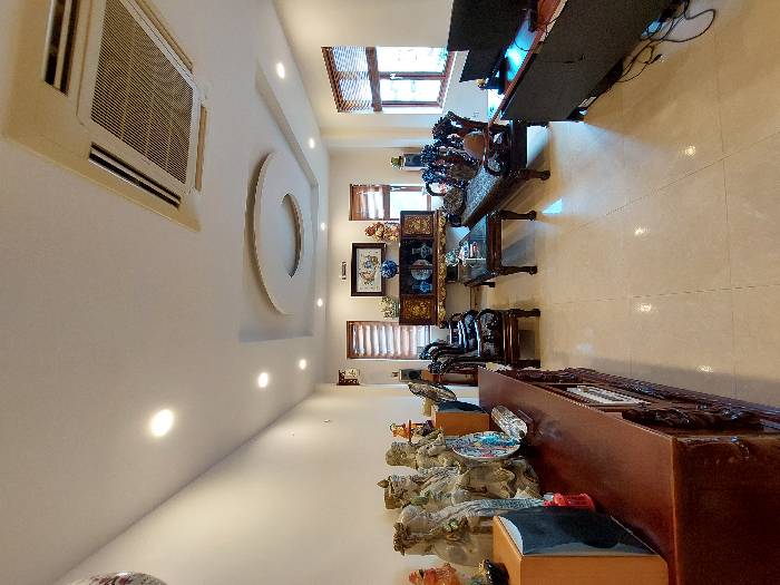 Bán nhà Cát Linh - diện tích 90m2 7 tầng - Thang máy, mặt phố - giá 27 tỷ