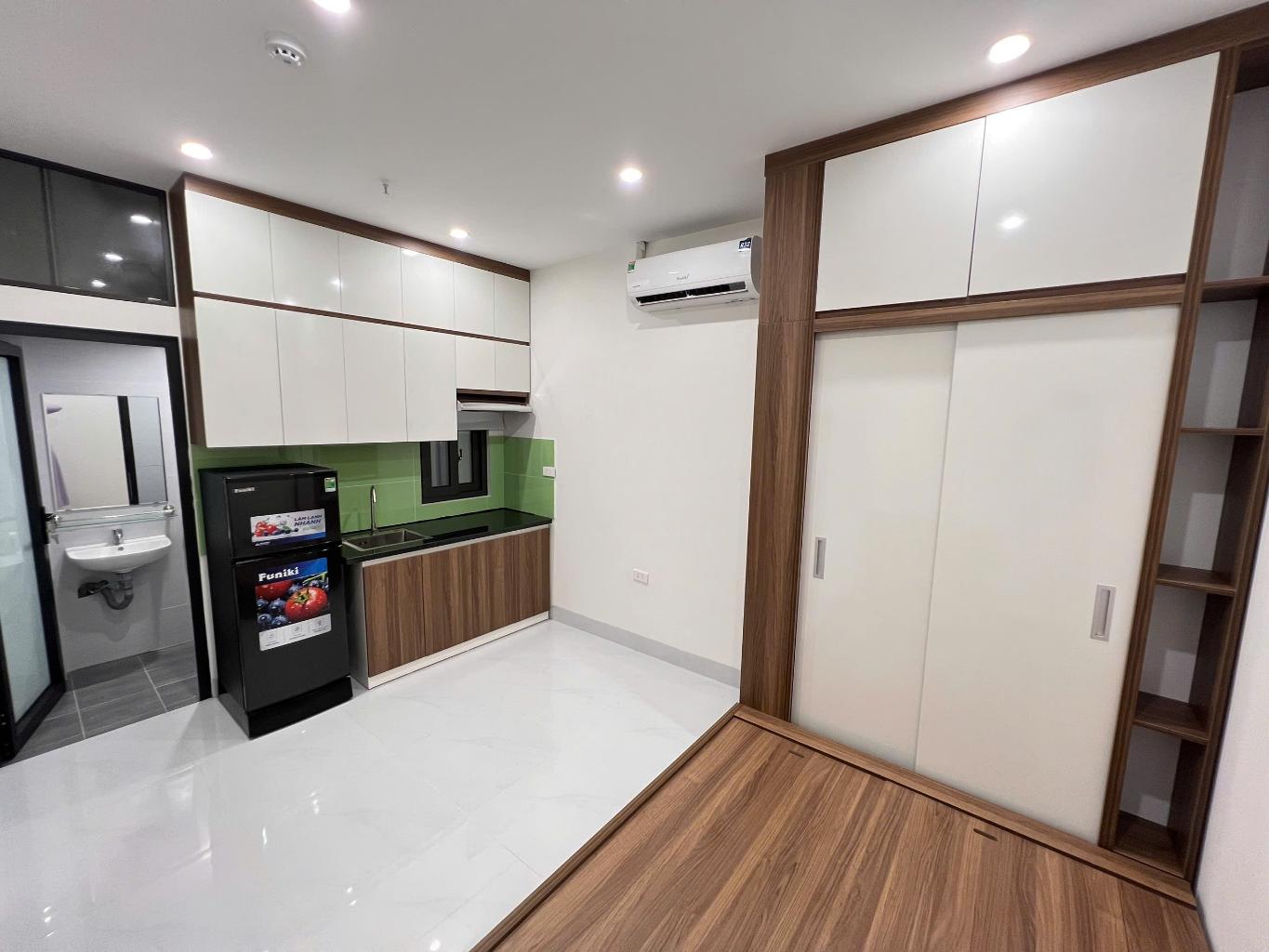 Bán nhà Lê Trọng Tấn - diện tích 60m2 8 tầng - TÒA CCMN MỚI TINH THANG MÁY - giá 32 tỷ