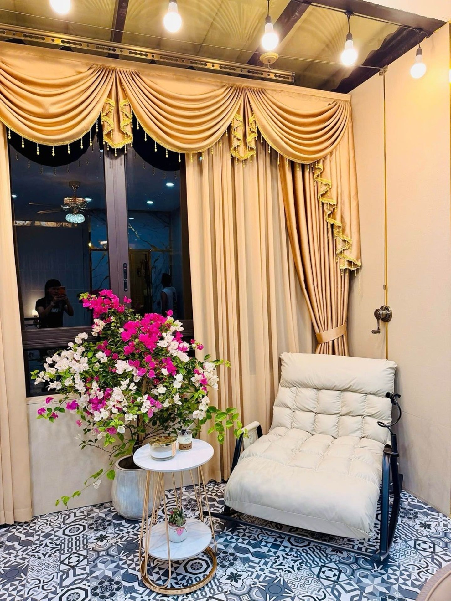 Bán nhà Hoàng Mai - diện tích 31m2 8 tầng - Thang máy, nội thất xịn sò - giá 9,5 tỷ