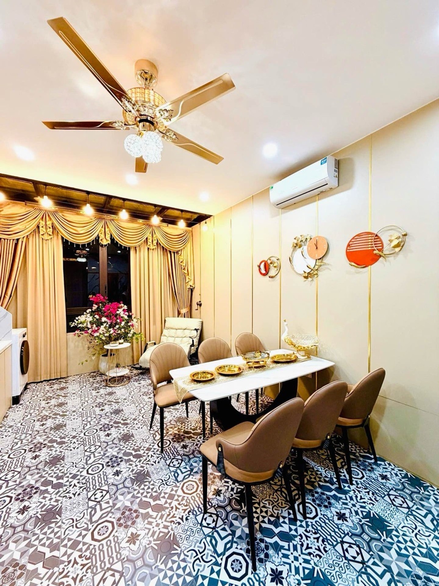 Bán nhà Hoàng Mai - diện tích 31m2 8 tầng - Thang máy, nội thất xịn sò - giá 9,5 tỷ