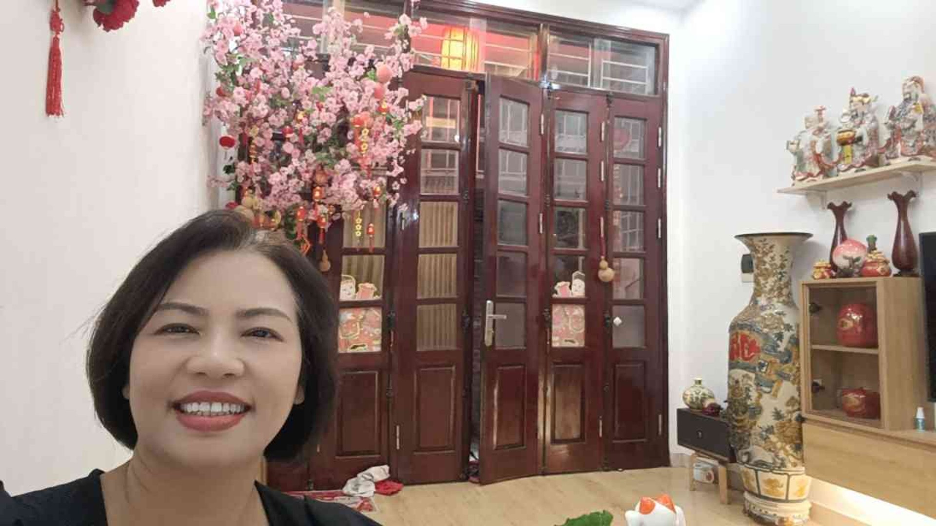 Bán nhà ngõ Tô Hoàng - diện tích 45m2 5 tầng - Ô tô gần - giá 14,5 tỷ