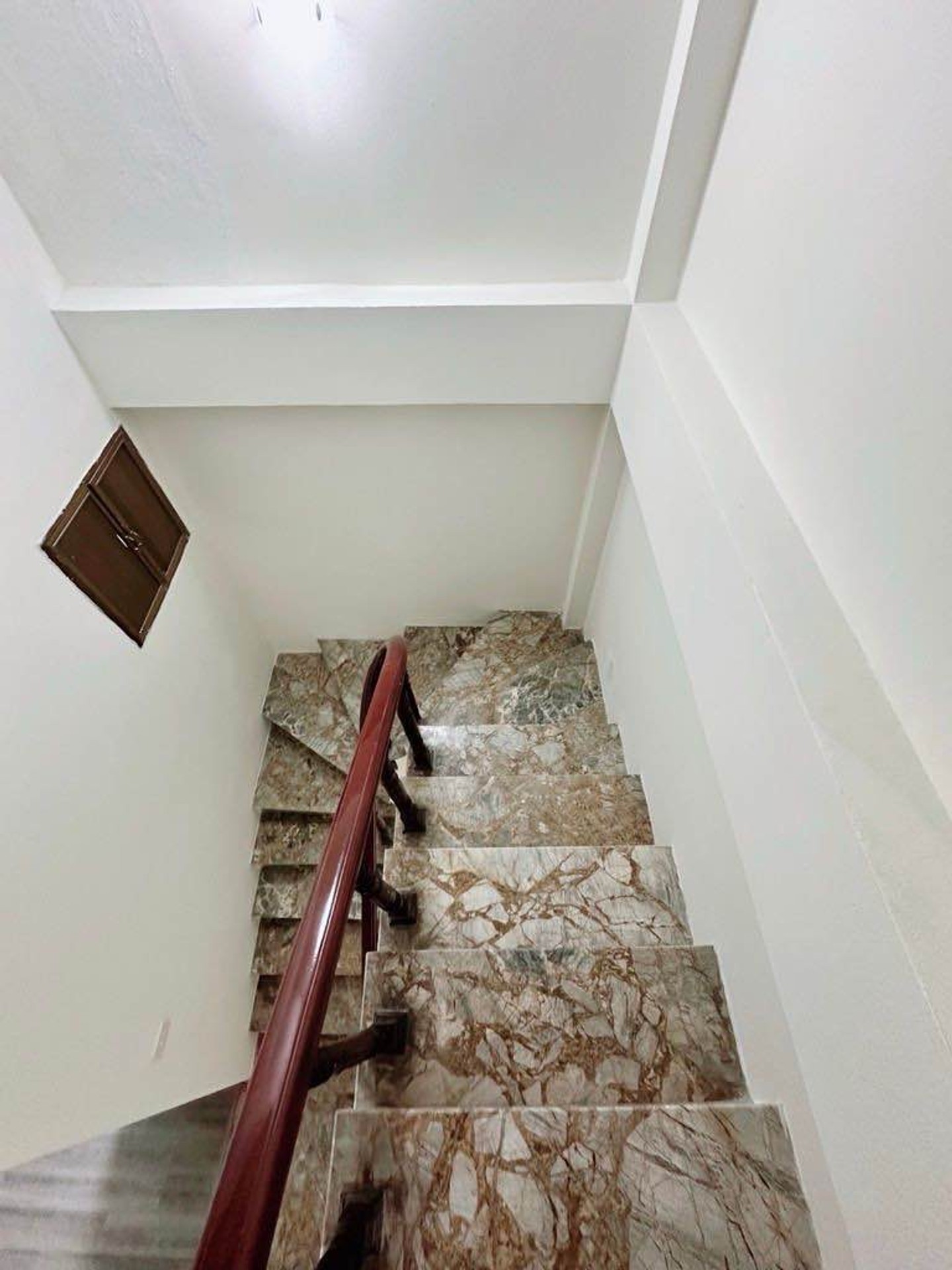 Bán nhà Nguyễn Khoái - diện tích 32m2 5 tầng - Cực phẩm phân lô - giá 6,95 tỷ