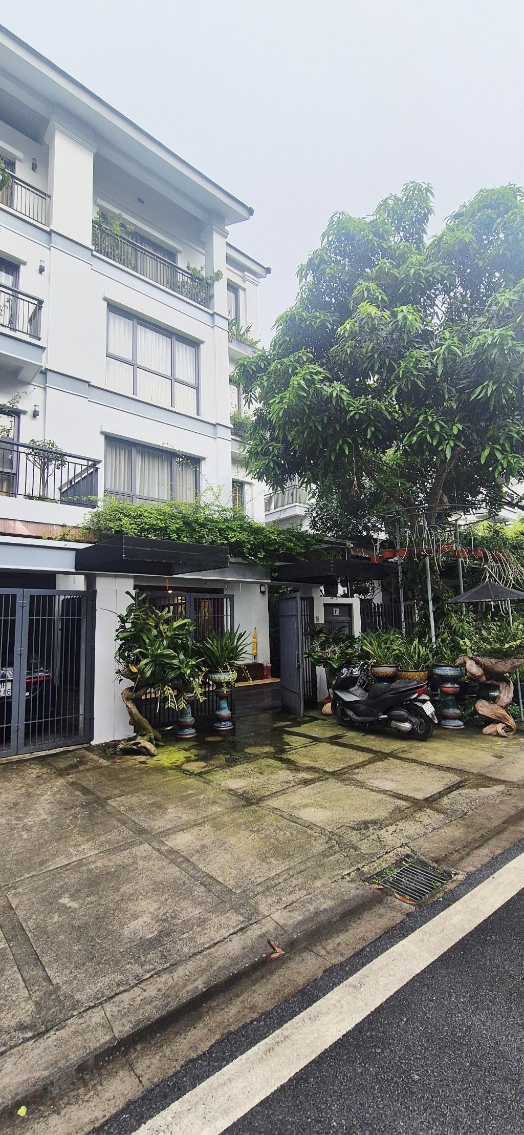 Bán nhà 3.7/13 - diện tích 135m2 4 tầng - Shophouse liền kề - giá 46 tỷ