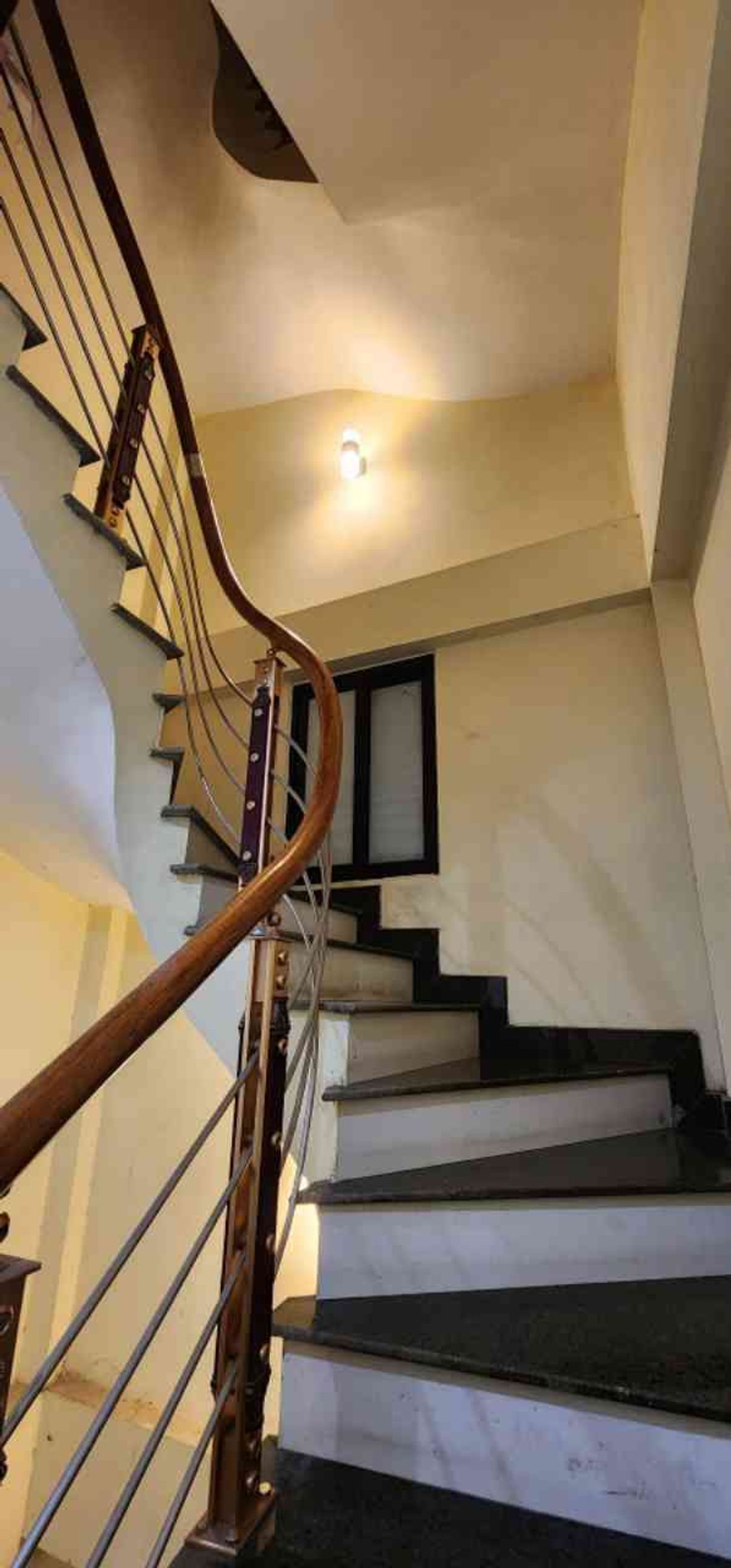 Bán nhà Tam Trinh - diện tích 45m2 5 tầng - Mặt phố lớn, kinh doanh đỉnh - giá 14,4 tỷ