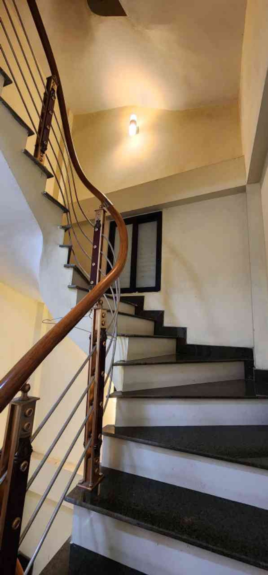 Bán nhà Tam Trinh - diện tích 45m2 5 tầng - Mặt phố lớn, kinh doanh đỉnh - giá 14,4 tỷ
