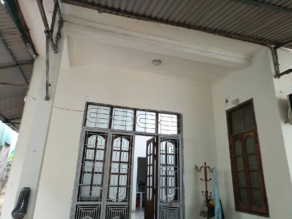 Bán nhà Minh Khai - diện tích 140m2 2 tầng - Nhà cũ, cách ô tô 10m - giá 23,5 tỷ