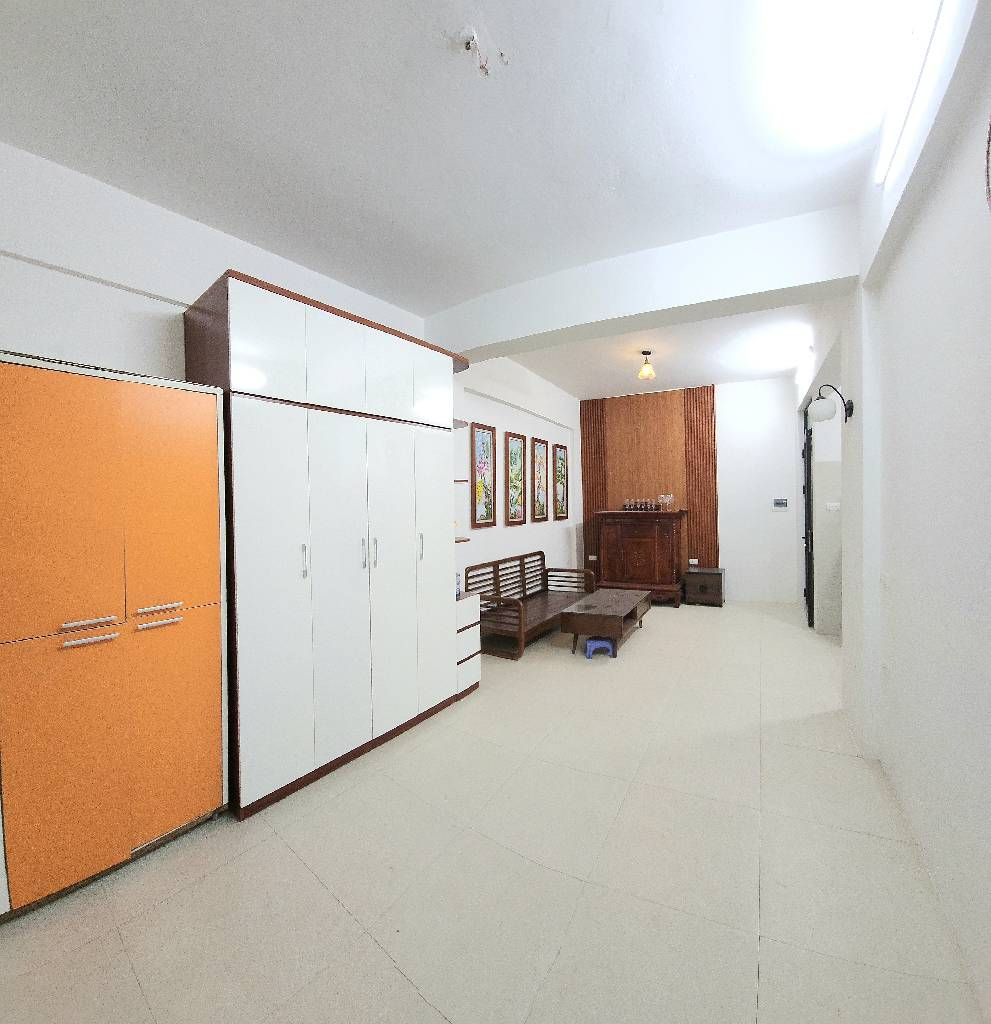 Bán nhà Trương Định - diện tích 30m2 1 tầng - Ô tô đỗ chân cầu thang - giá 3,5 tỷ