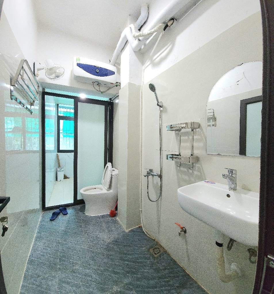 Bán nhà Trương Định - diện tích 30m2 1 tầng - Ô tô đỗ chân cầu thang - giá 3,5 tỷ