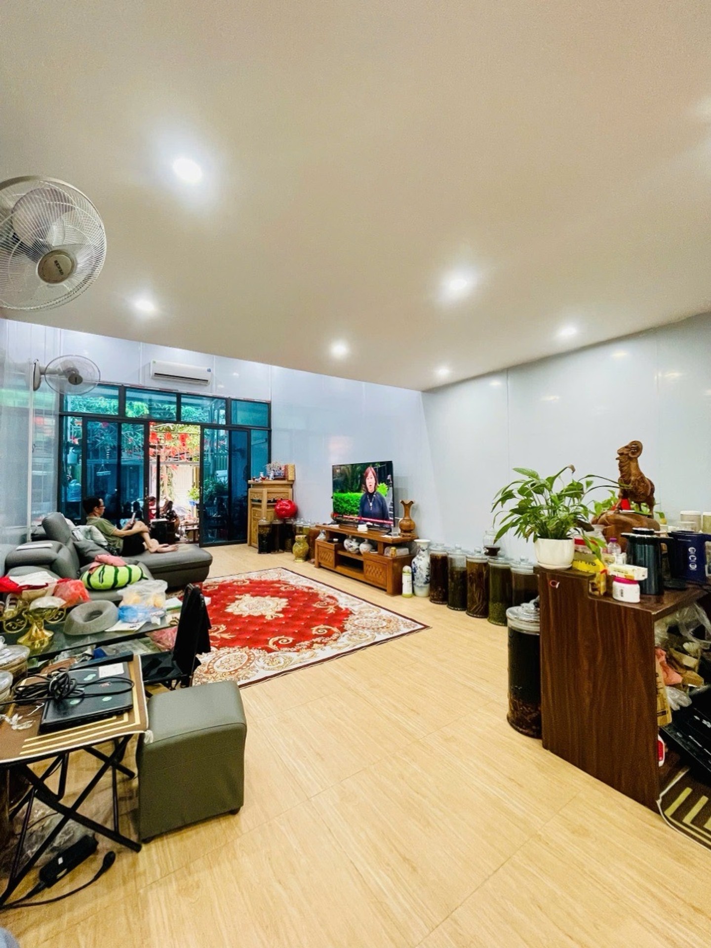 Bán nhà Định Công Thượng - diện tích 96m2 1.5 tầng - Ô TÔ ĐỖ CỬA - giá 3,8 tỷ