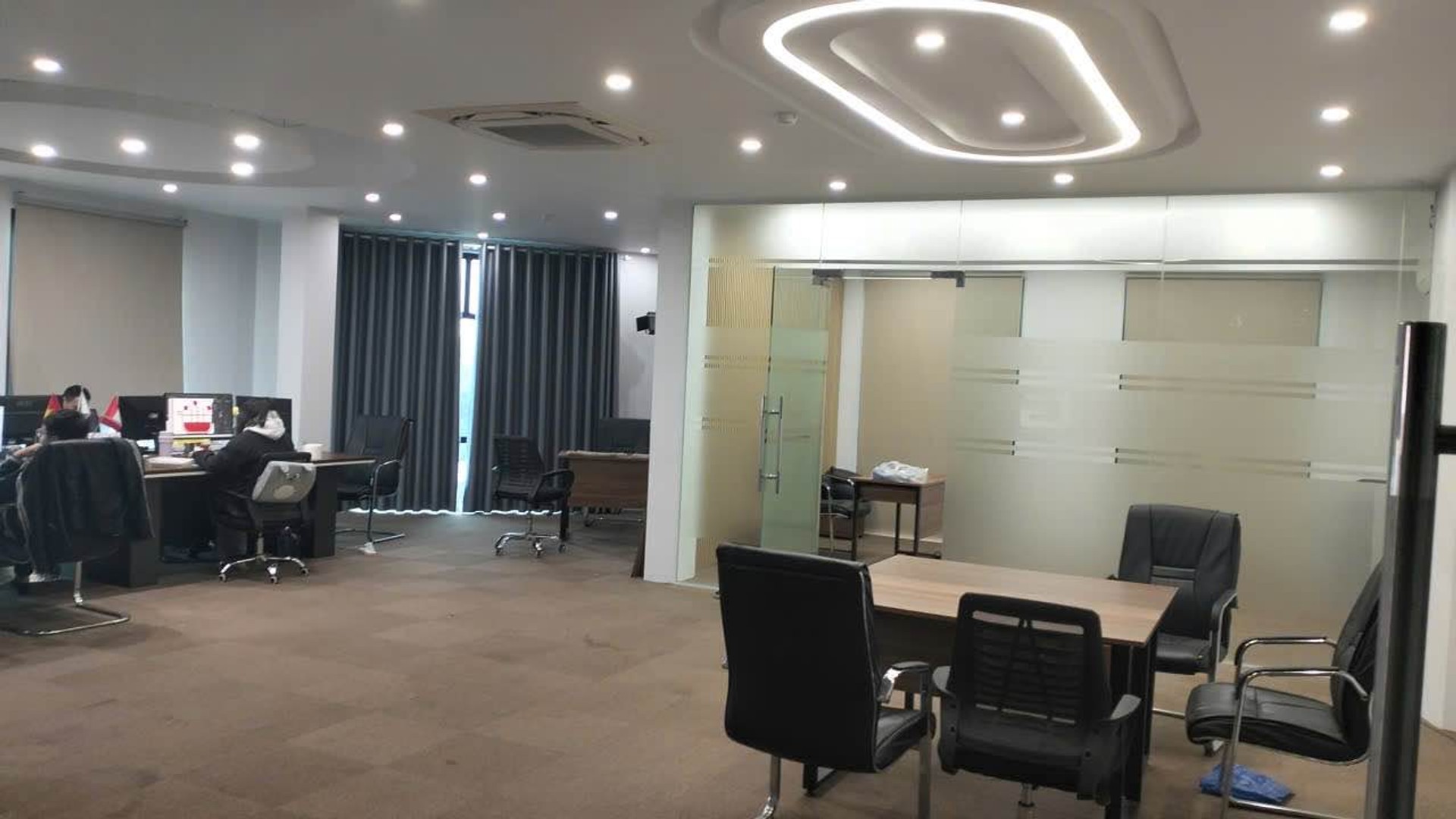 Bán nhà Khu Giãn Dân Khuyến Lương - diện tích 140m2 7 tầng - Lô góc 2 mặt thoáng - giá 46 tỷ