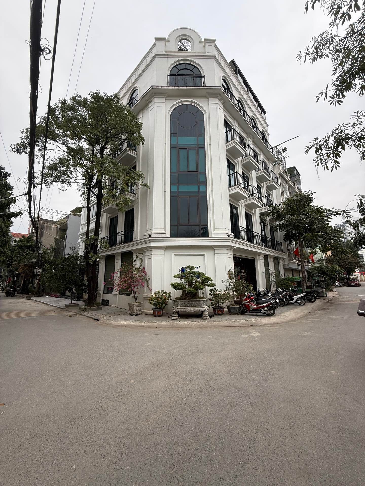 Bán nhà Khu Giãn Dân Khuyến Lương - diện tích 140m2 7 tầng - Lô góc 2 mặt thoáng - giá 46 tỷ