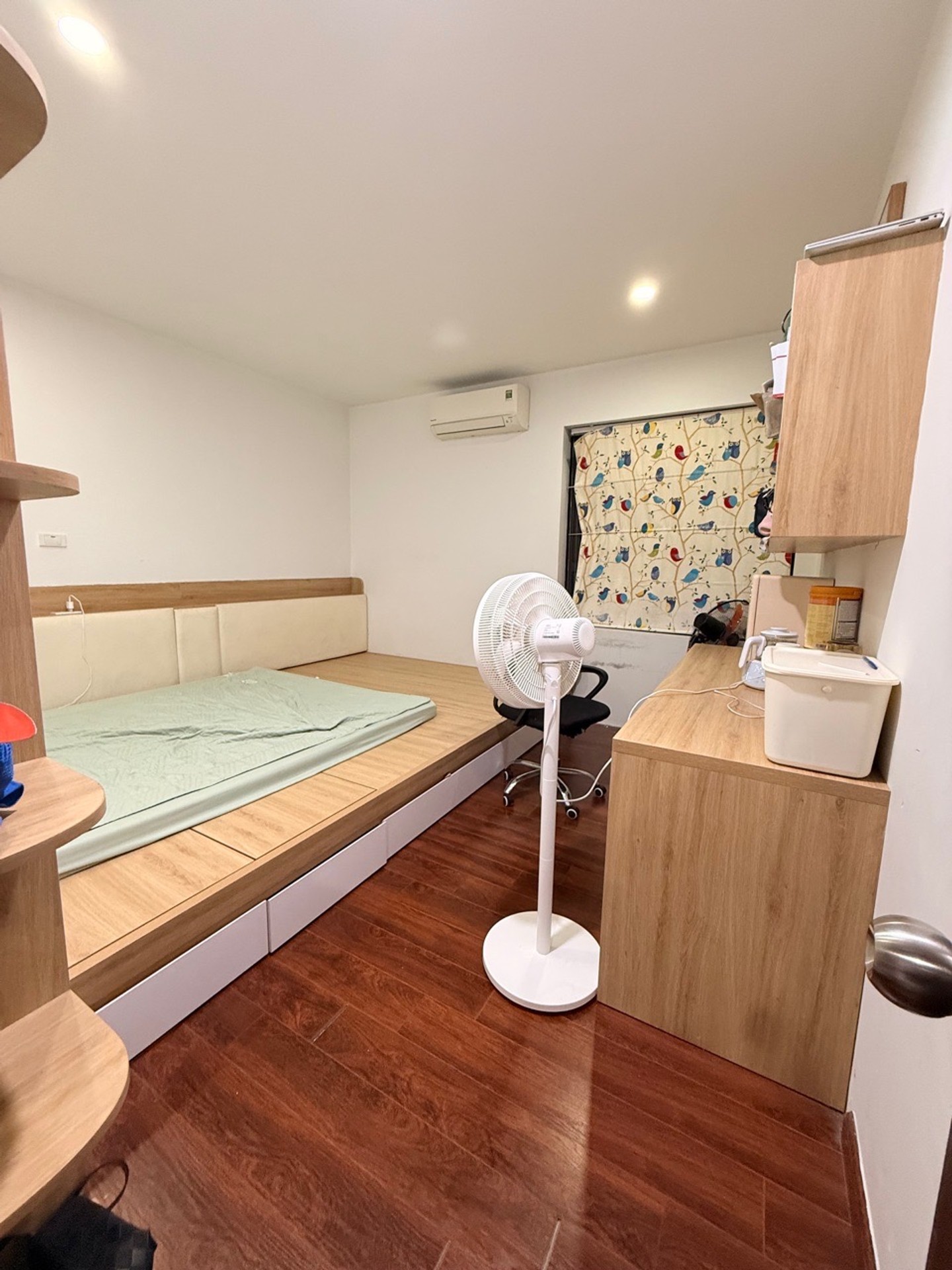 Bán nhà Ngọc Hồi - diện tích 75m2 1 tầng - Căn hộ tầng trung thoáng mát - giá 4,75 tỷ