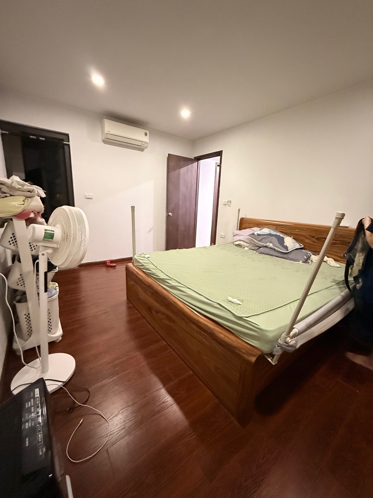 Bán nhà Ngọc Hồi - diện tích 75m2 1 tầng - Căn hộ tầng trung thoáng mát - giá 4,75 tỷ