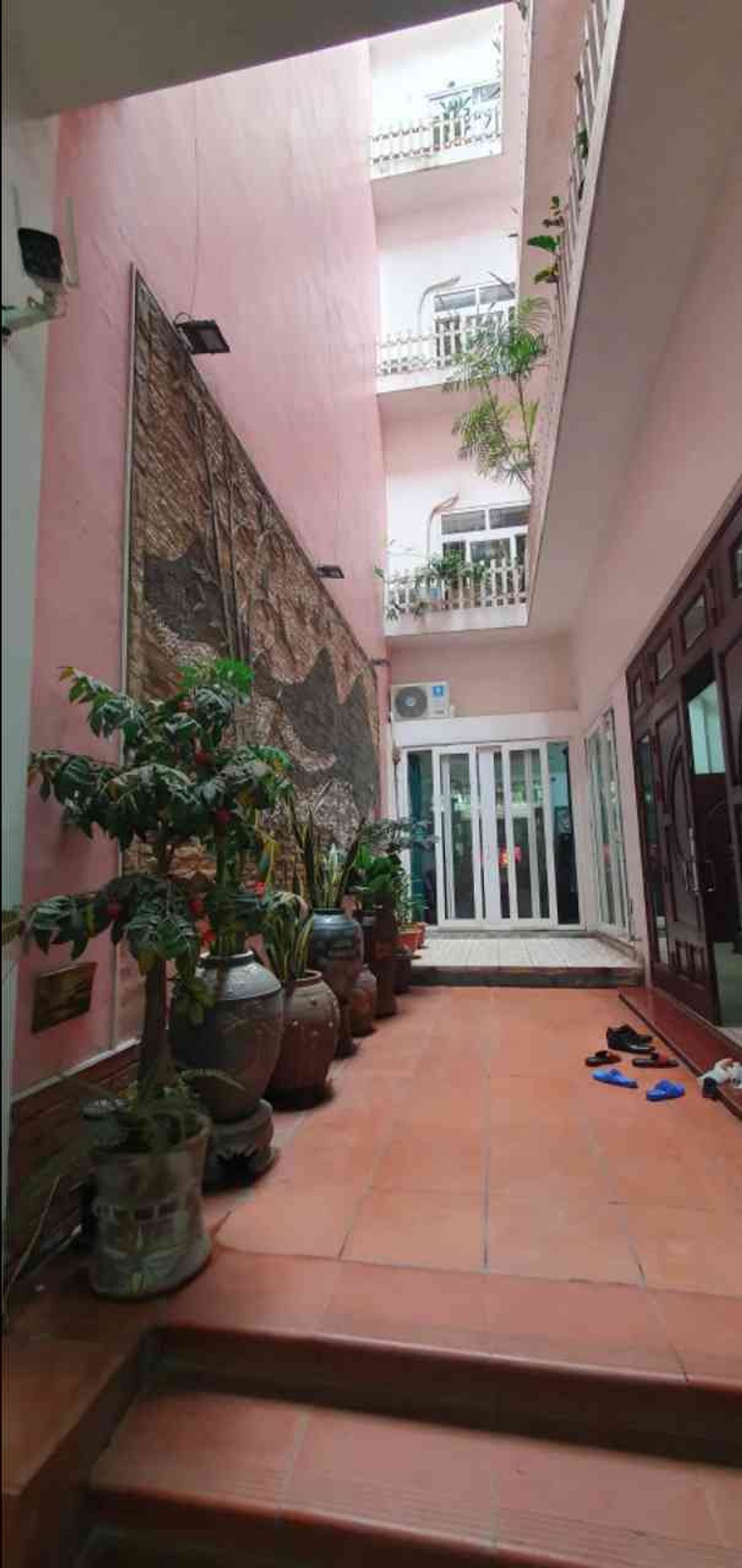 Bán nhà Định Công Thượng - diện tích 135m2 6 tầng - Phân lô quân đội - giá 19,3 tỷ