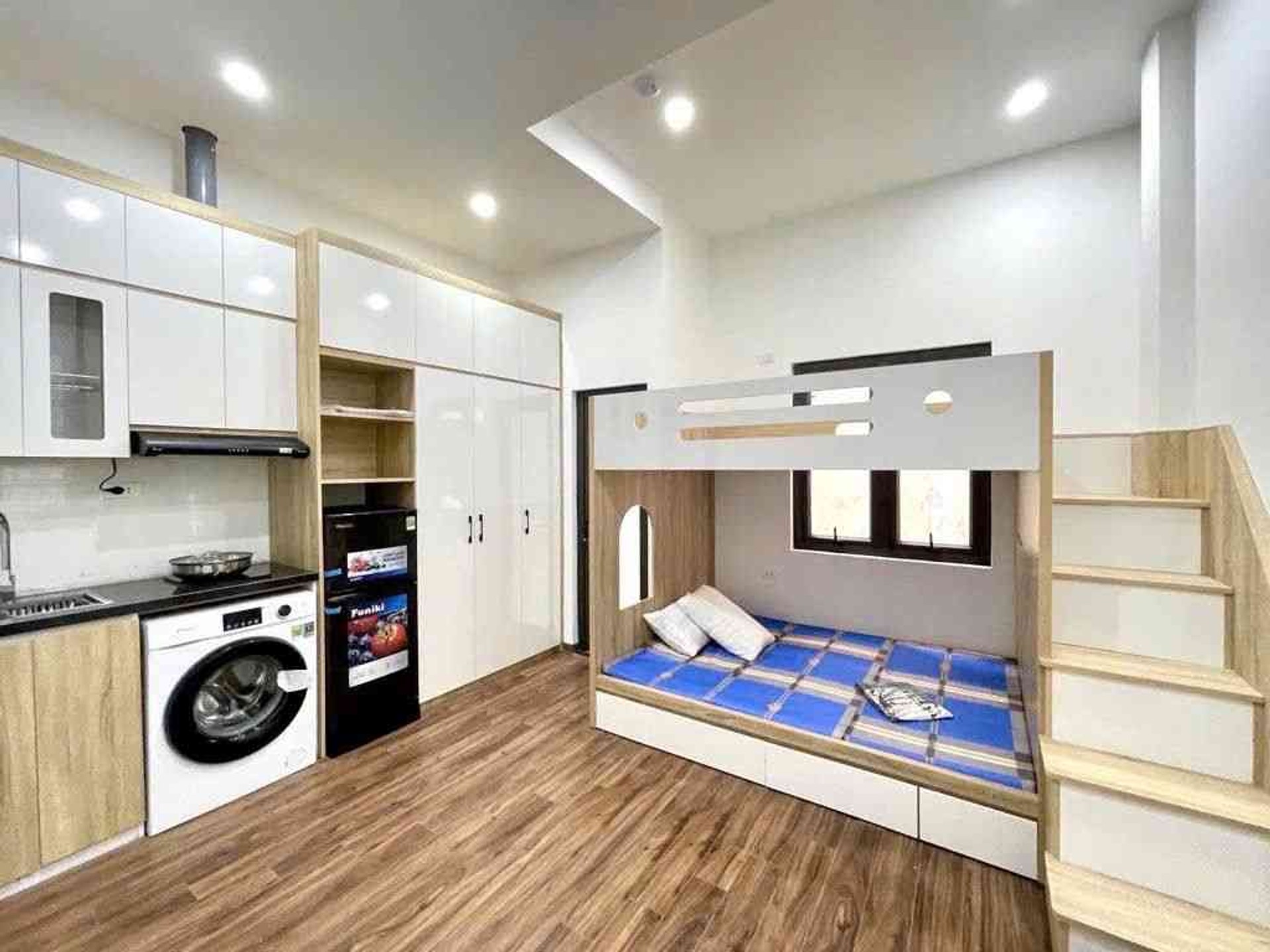 Bán nhà Láng - diện tích 58m2 5 tầng - Nhà đẹp, thang máy - giá 12,2 tỷ