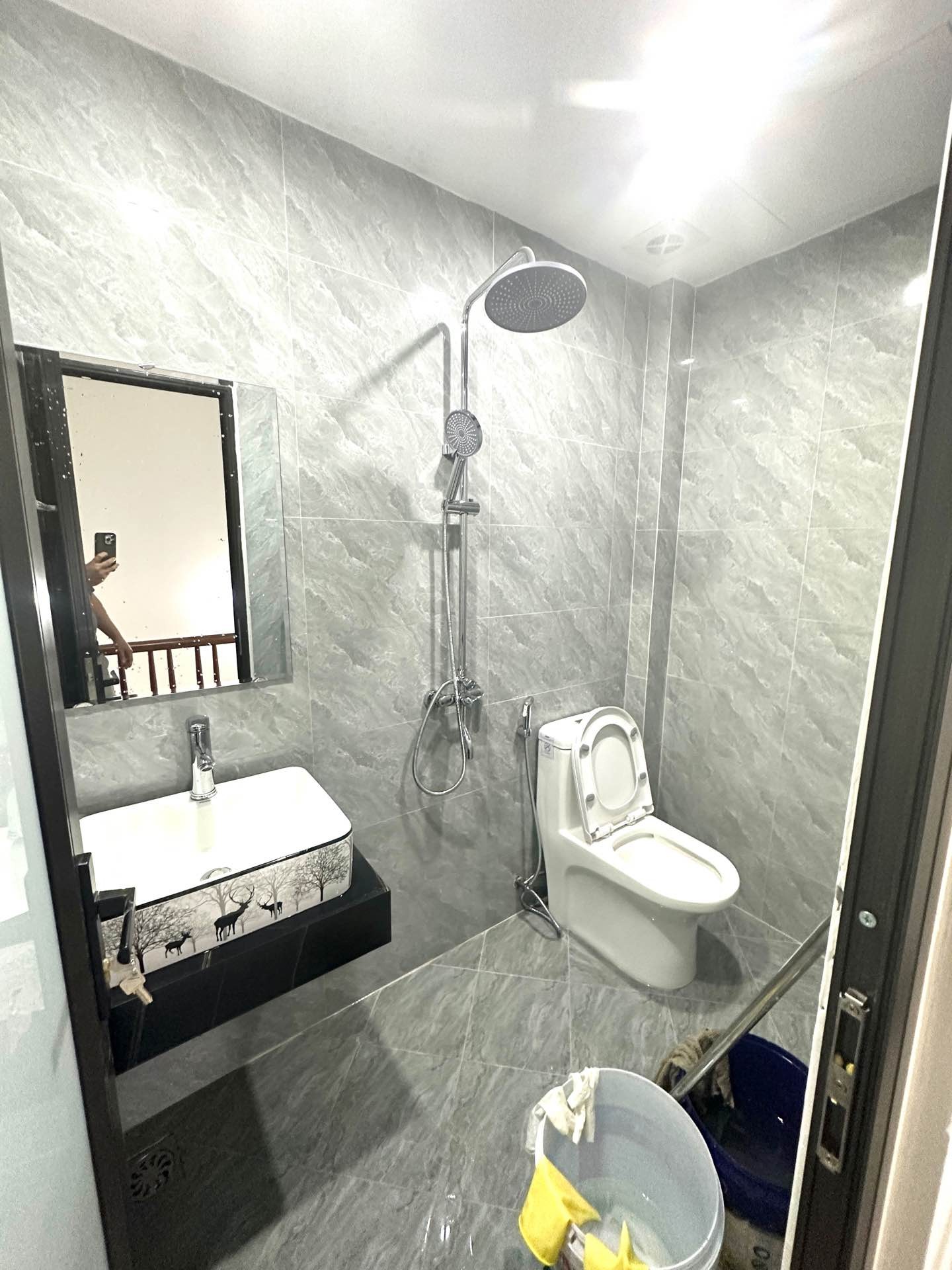 Bán nhà Vĩnh Hưng - diện tích 36m2 2 tầng - ô tô tránh - giá 2,8 tỷ