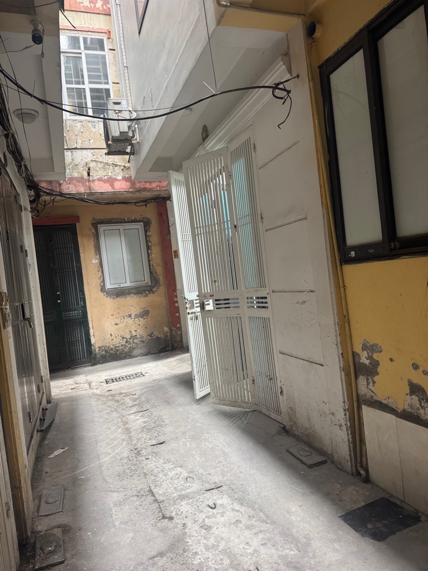 Bán nhà Bùi Xương Trạch - diện tích 30m2 4 tầng - gần ô tô - giá 7,5 tỷ