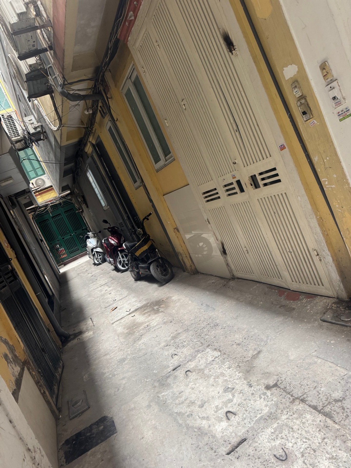 Bán nhà Bùi Xương Trạch - diện tích 30m2 4 tầng - gần ô tô - giá 7,5 tỷ
