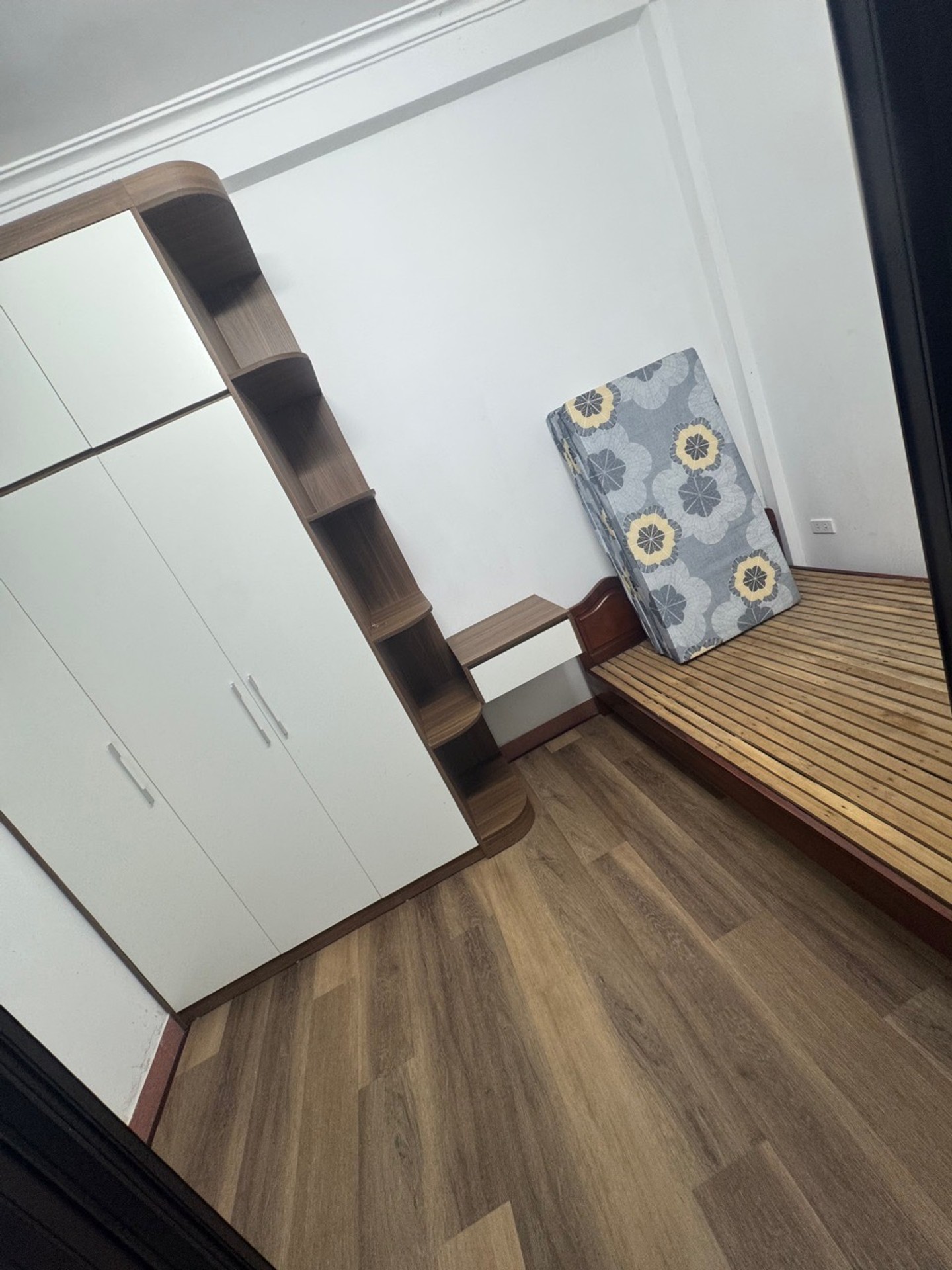 Bán nhà Bùi Xương Trạch - diện tích 30m2 4 tầng - gần ô tô - giá 7,5 tỷ