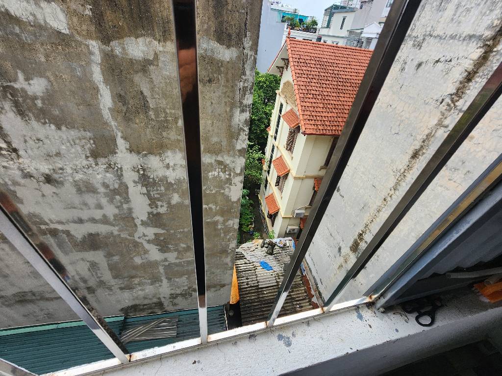 Bán nhà Hoàng Mai - diện tích 44m2 5 tầng - Ô tô nhỏ lùi trước nhà - giá 7,85 tỷ