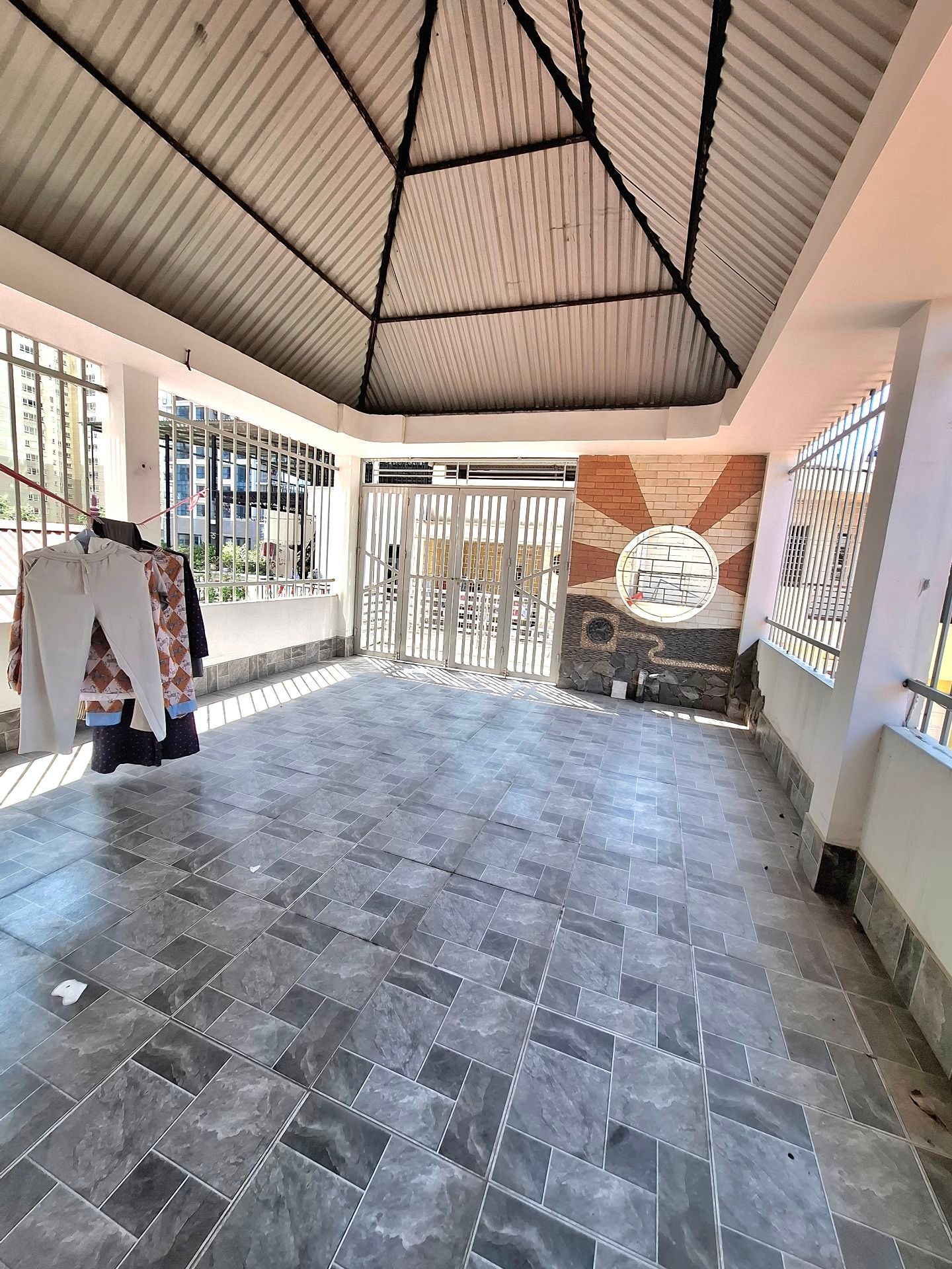 Bán nhà Khuất Duy Tiến - diện tích 58m2 5 tầng - Mặt ngõ ô tô tránh - giá 27 tỷ