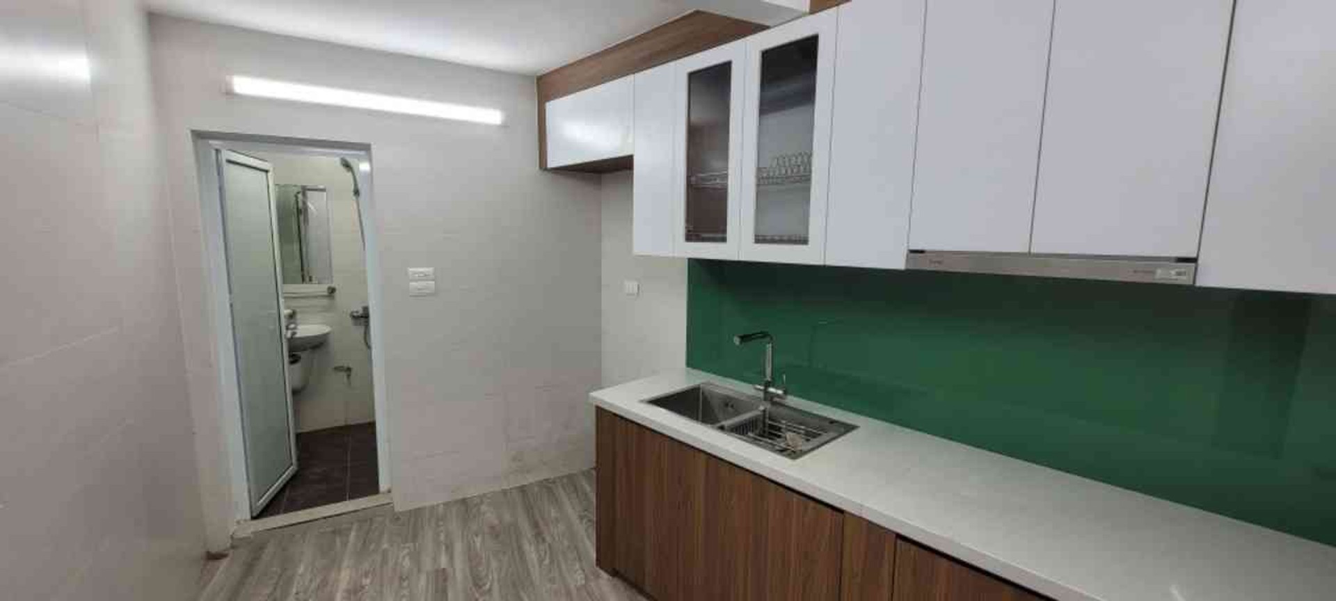 Bán nhà Lương Sử A - diện tích 40m2 3 tầng - 2 mặt thoáng - giá 8,2 tỷ