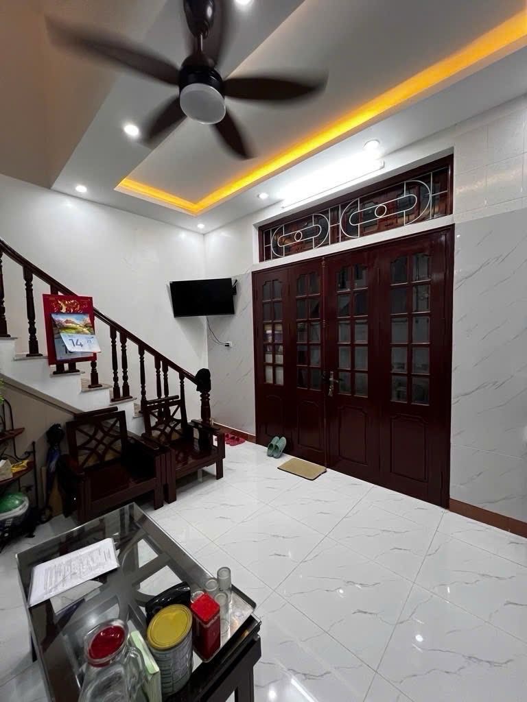Bán nhà Minh Khai - diện tích 20m2 5 tầng - Nhà đẹp trung tâm - giá 6,9 tỷ