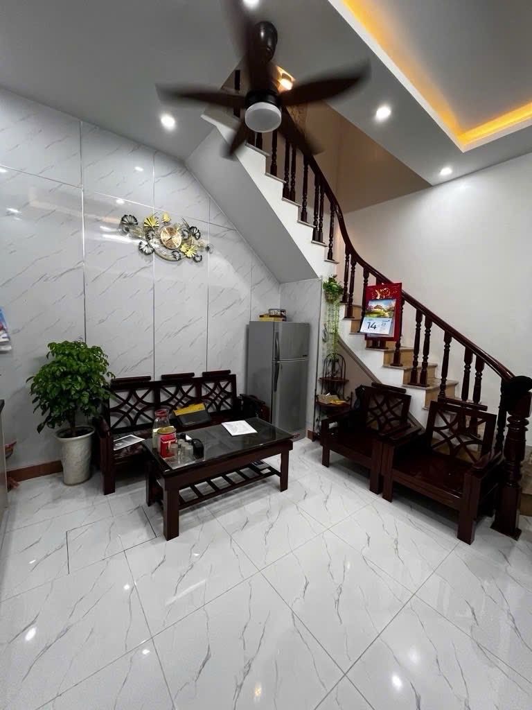 Bán nhà Minh Khai - diện tích 20m2 5 tầng - Nhà đẹp trung tâm - giá 6,9 tỷ