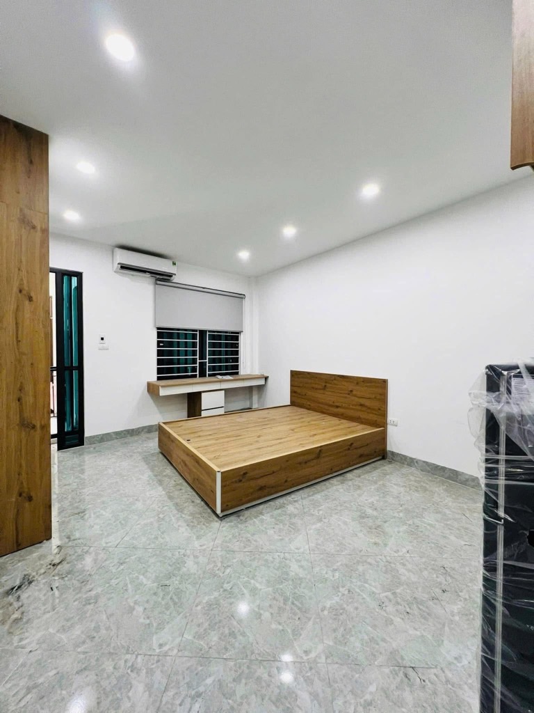 Bán nhà Thổ Quan - diện tích 115m2 7 tầng - Ô tô vào nhà - giá 35 tỷ