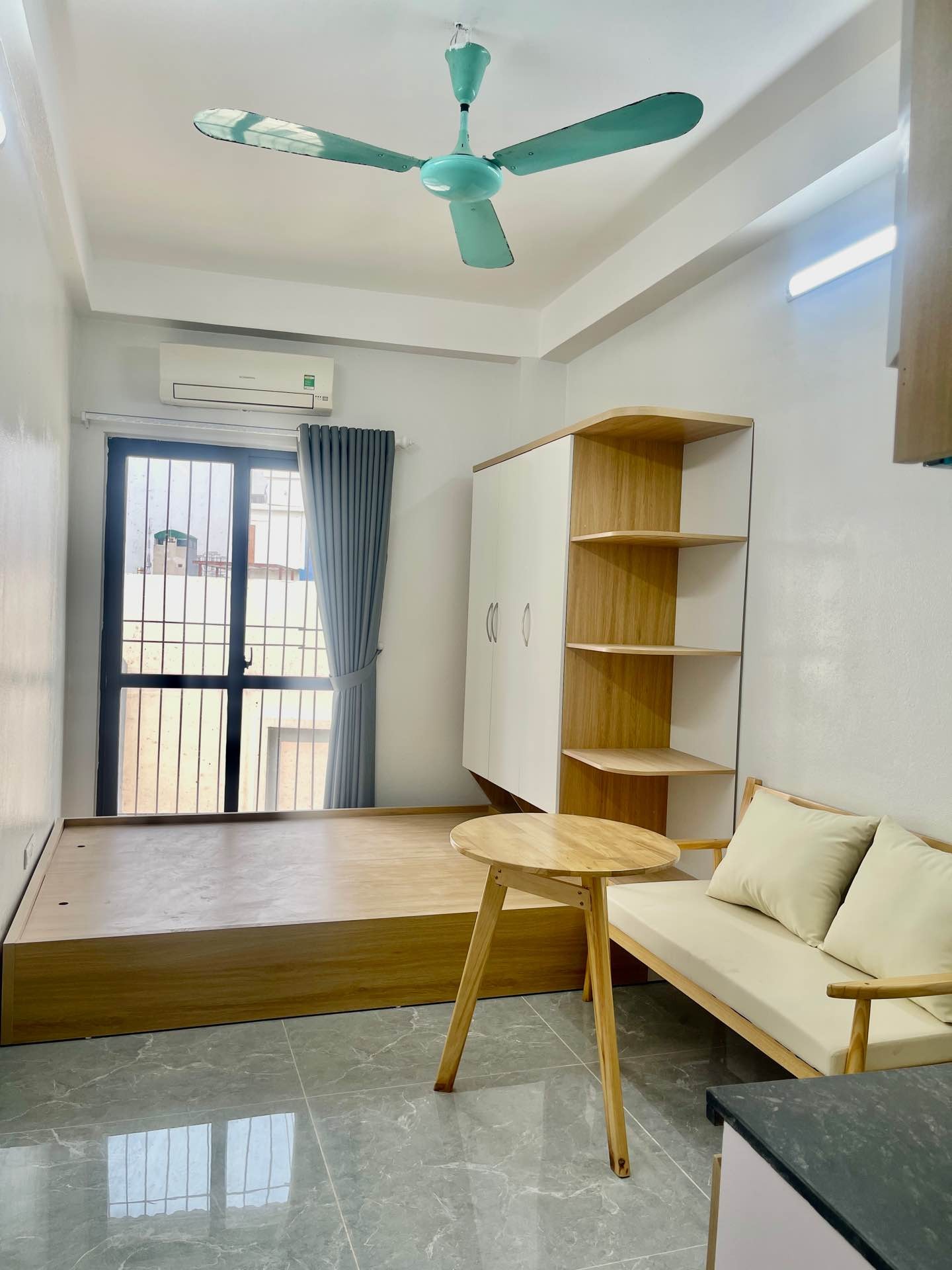 Bán nhà Ngõ Trại Cá - diện tích 65m2 7 tầng - SIÊU PHẨM CCMN - giá 18,2 tỷ