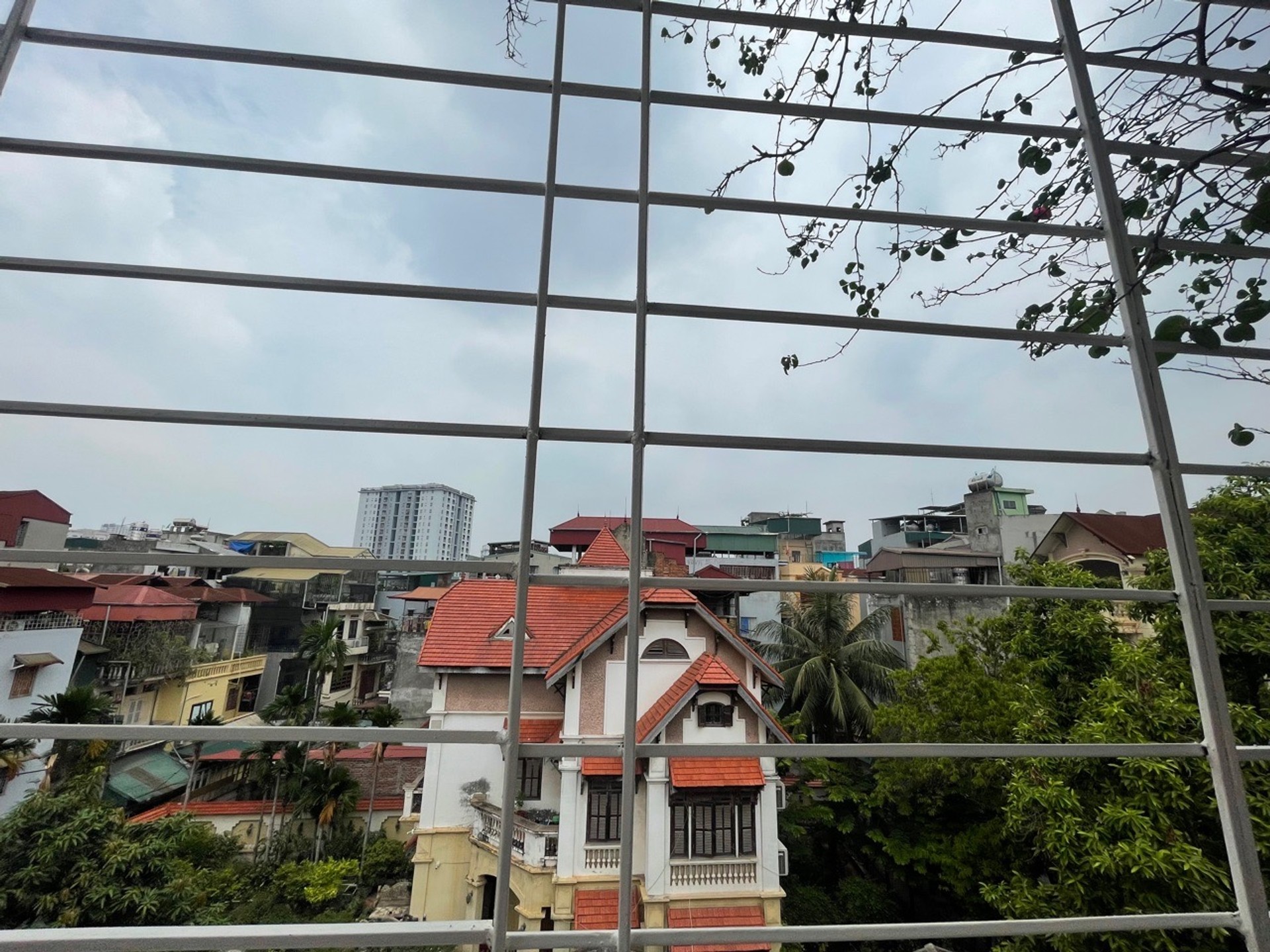 Bán nhà Gốc Đề - diện tích 23m2 4 tầng - Nhà đẹp dân xây chắc chắn - giá 6,4 tỷ