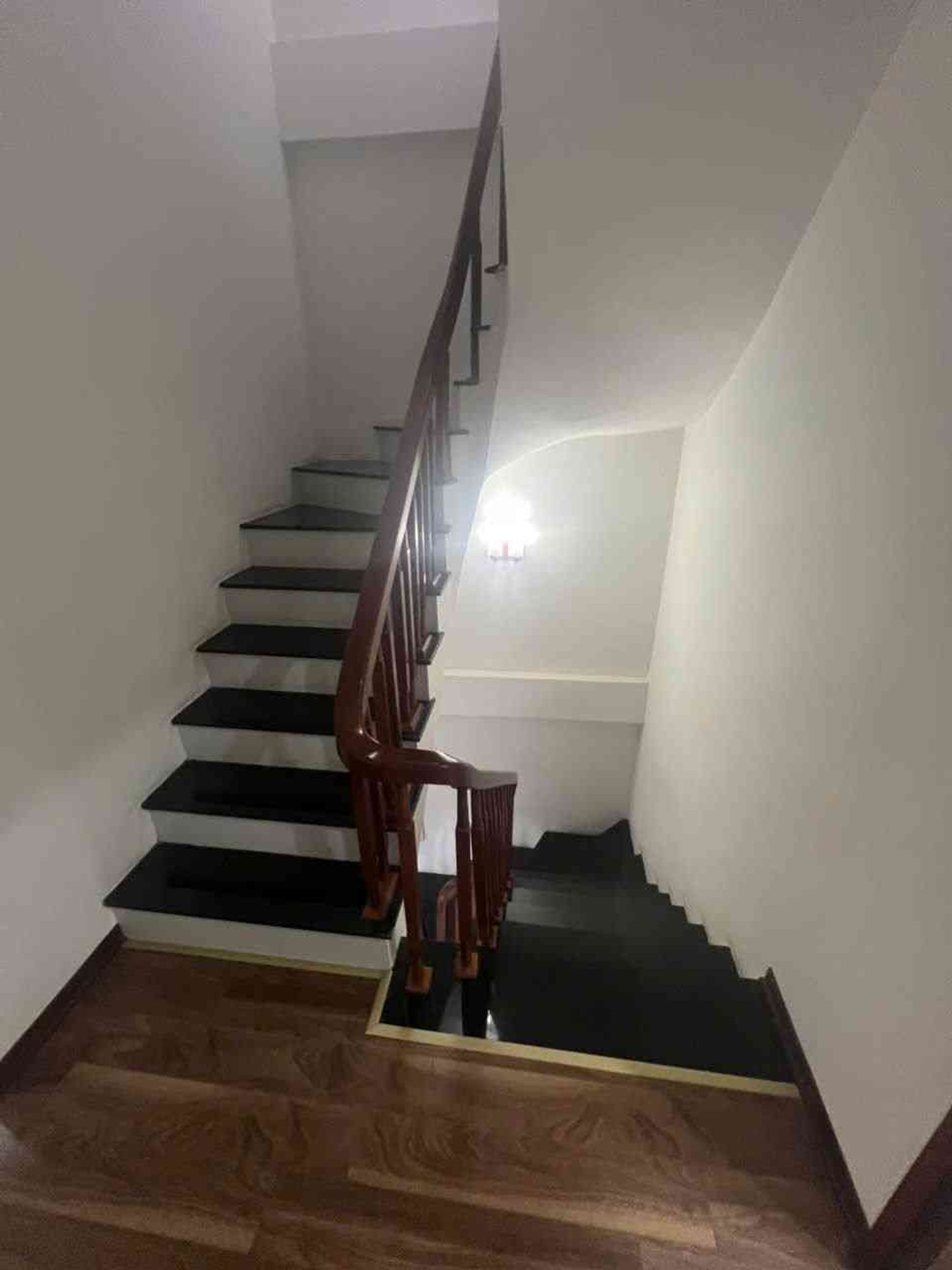 Bán nhà Giáp Nhị - diện tích 54m2 4 tầng - Ô tô đỗ cổng - giá 11,8 tỷ