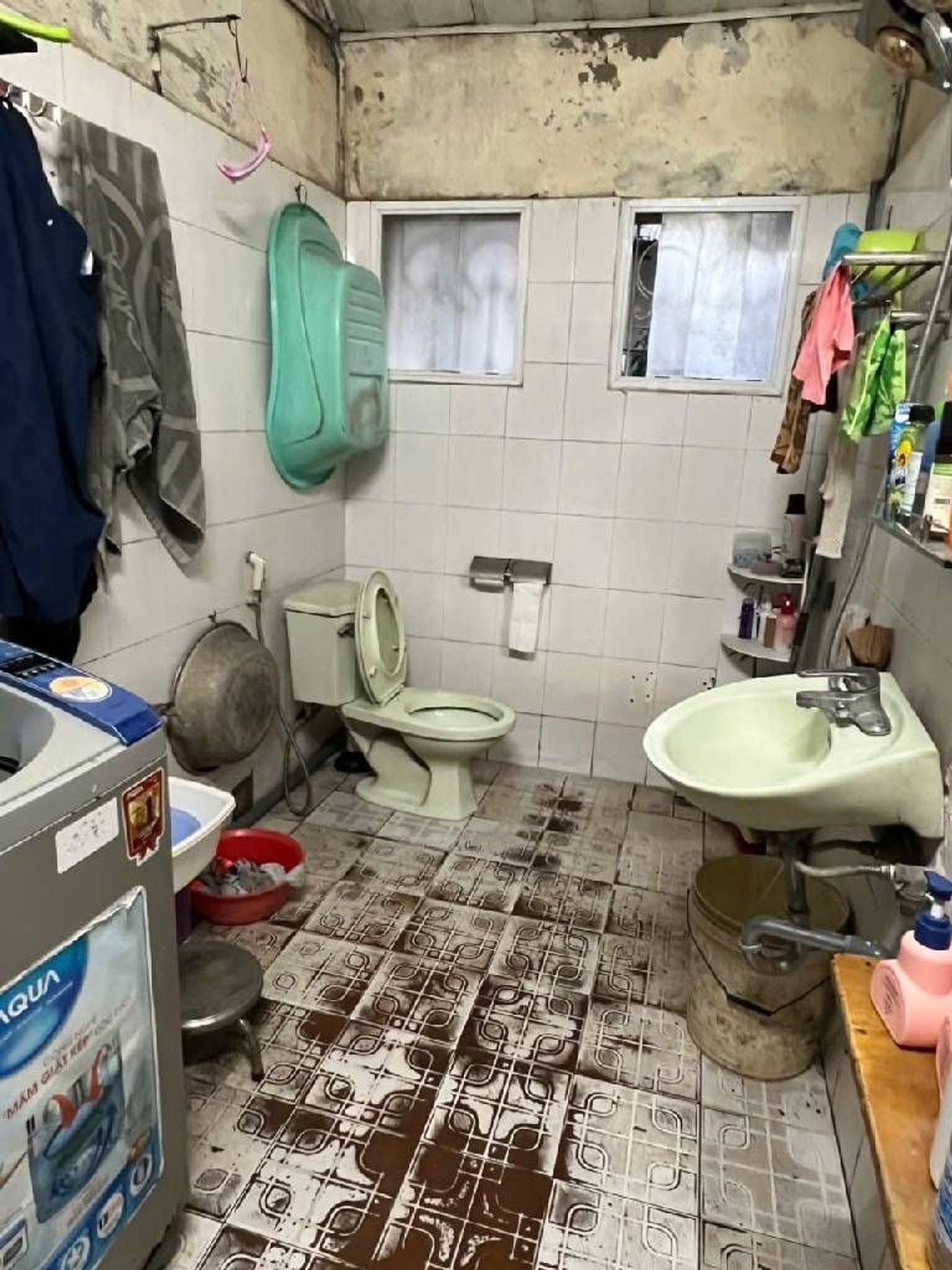 Bán nhà Tân Mai - diện tích 65m2 2 tầng - Ngõ thông, 30m ra ô tô - giá 4,35 tỷ