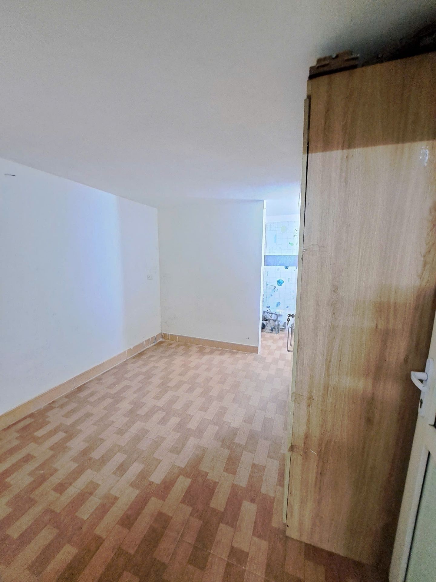 Bán nhà Thanh Đàm - diện tích 30m2 1 tầng - Nhà đẹp, hiện đang cho thuê - giá 5,6 tỷ