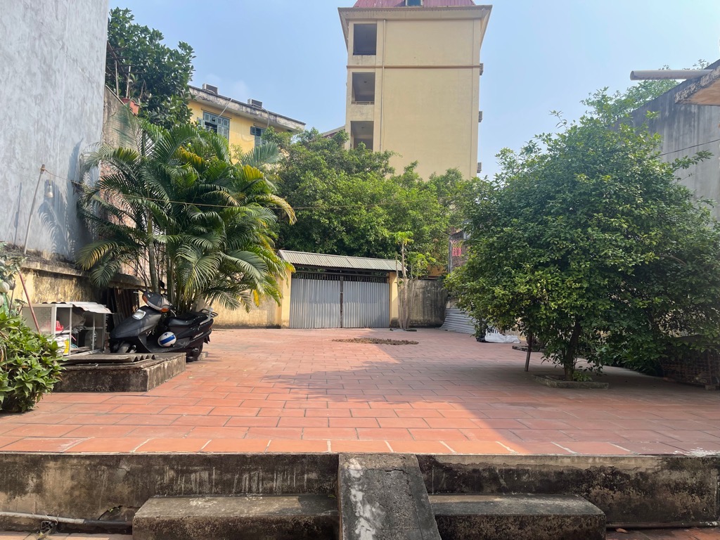 Bán nhà Minh Khai - diện tích 425m2 1 tầng - SIÊU PHẨM - 1 MẶT PHỐ - 1 MẶT NGÕ 2 Ô TÔ TRÁNH - giá 165 tỷ