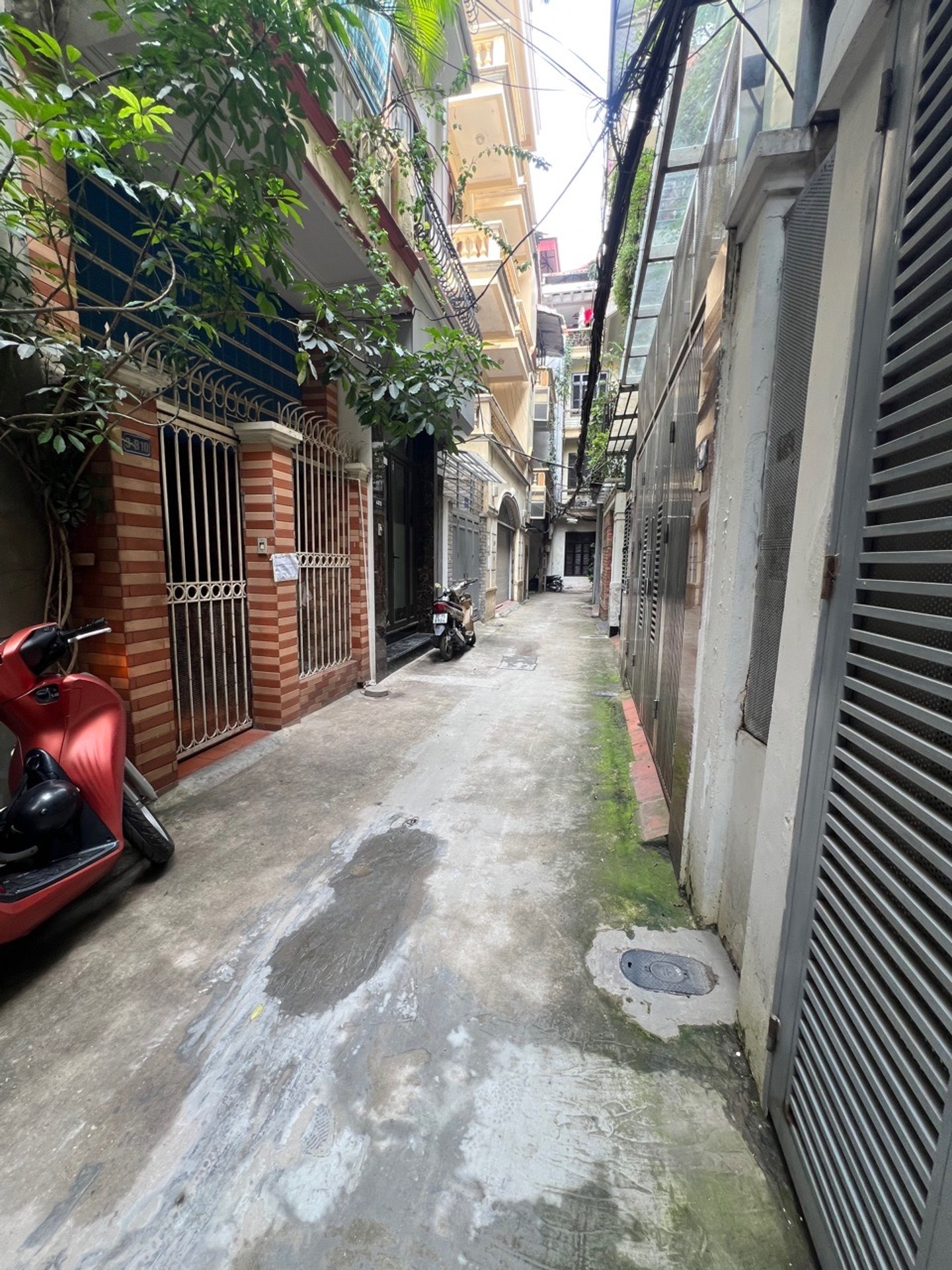 Bán nhà Cảm Hội - diện tích 37m2 5 tầng - Lô góc, ô tô đỗ cửa - giá 12,8 tỷ