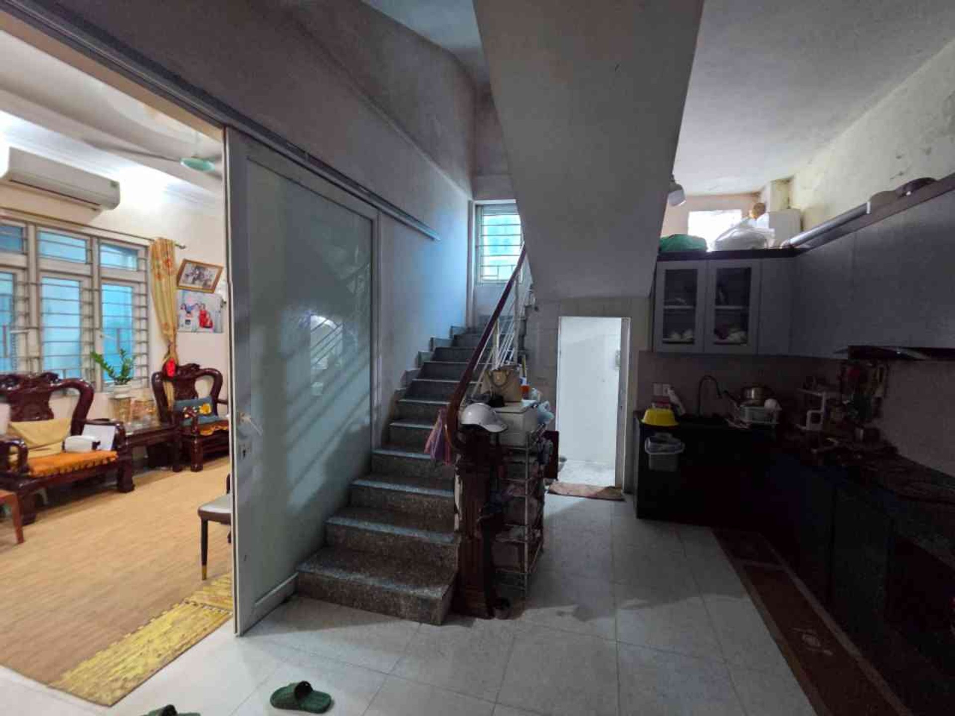 Bán nhà Định Công Hạ - diện tích 60m2 3 tầng - Nhà đẹp hiếm có - giá 11 tỷ
