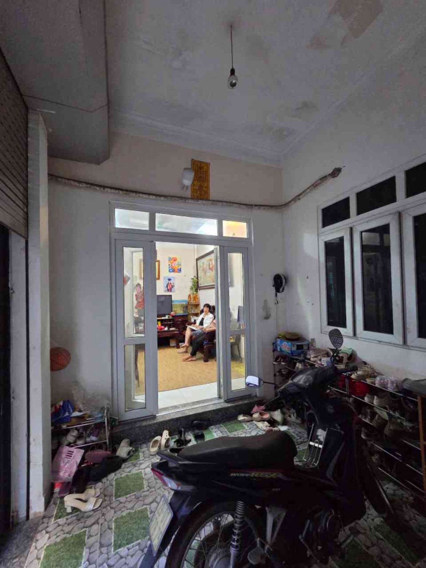 Bán nhà Định Công Hạ - diện tích 60m2 3 tầng - Nhà đẹp hiếm có - giá 11 tỷ