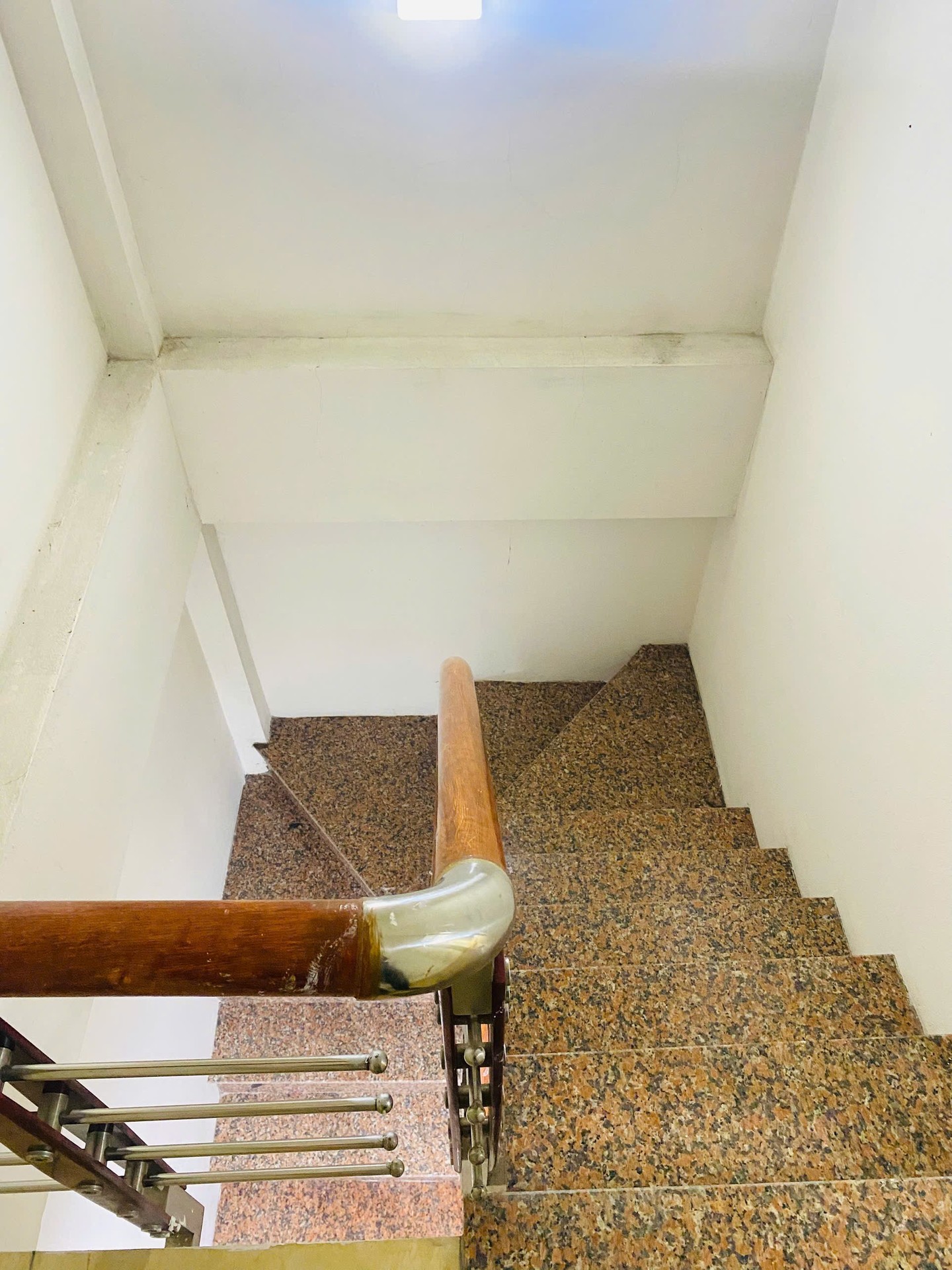 Bán nhà Thái Thịnh - diện tích 62m2 6 tầng - Kinh doanh đỉnh cao - giá 29,8 tỷ