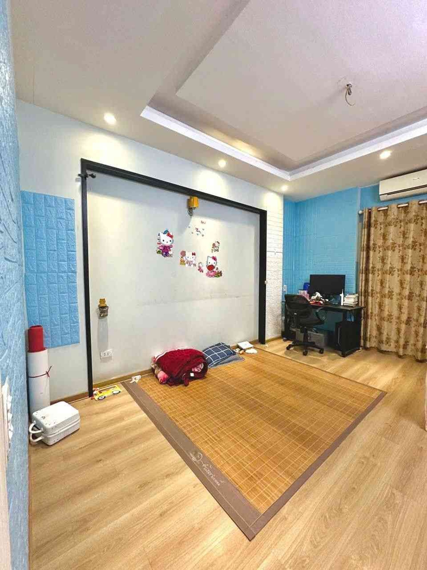 Bán nhà Lĩnh Nam - diện tích 30m2 5 tầng - ô tô đỗ cửa - giá 6,5 tỷ