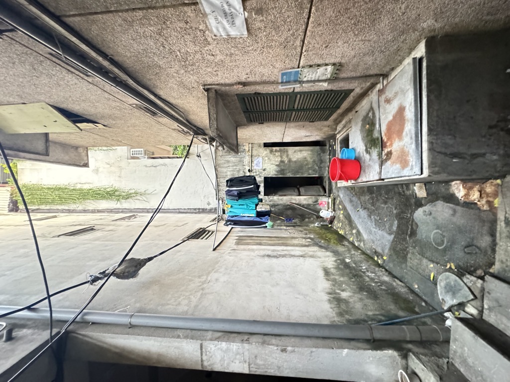 Bán nhà Nguyễn Ngọc Vũ - diện tích 381m2 5 tầng - Đang cập nhật - giá 45 tỷ