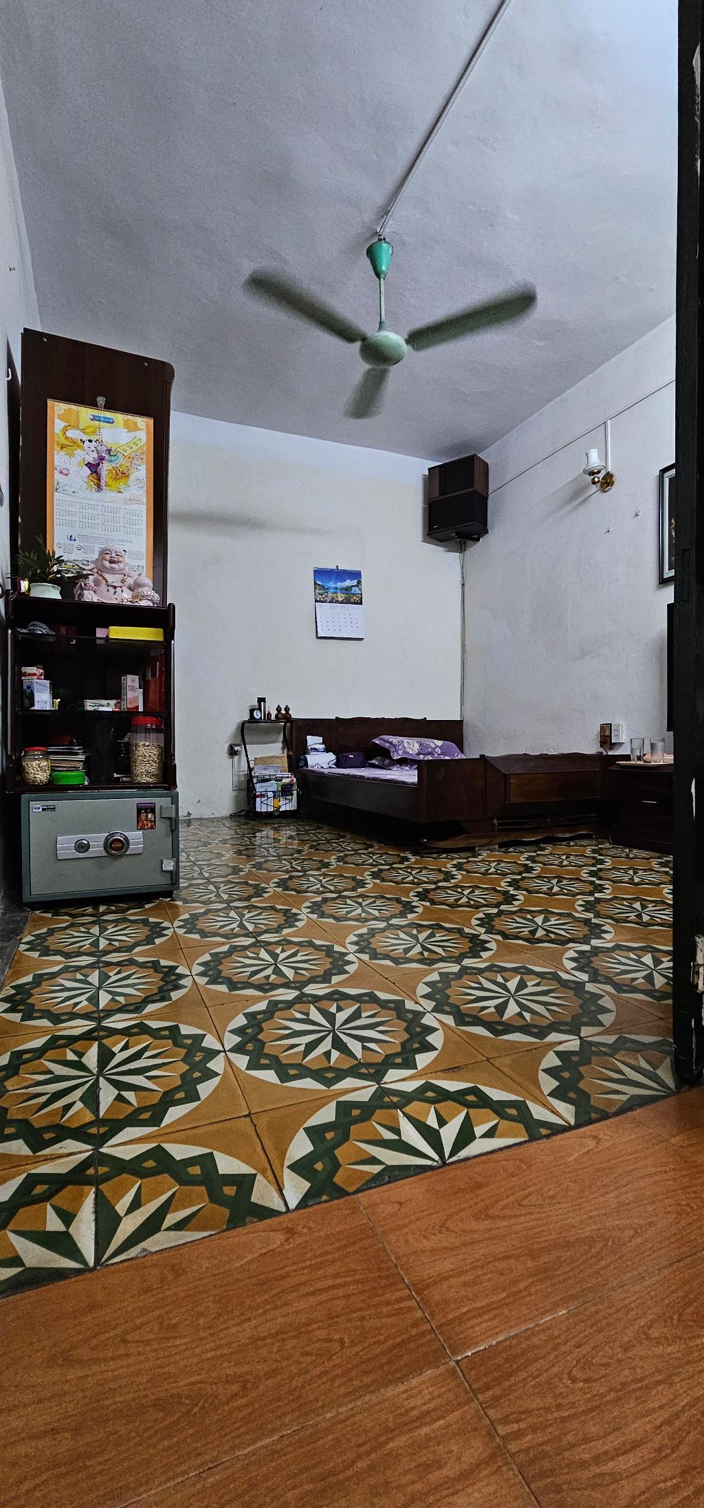 Bán nhà Trường Chinh - diện tích 103.1m2 2 tầng - Ô TÔ - giá 26,5 tỷ