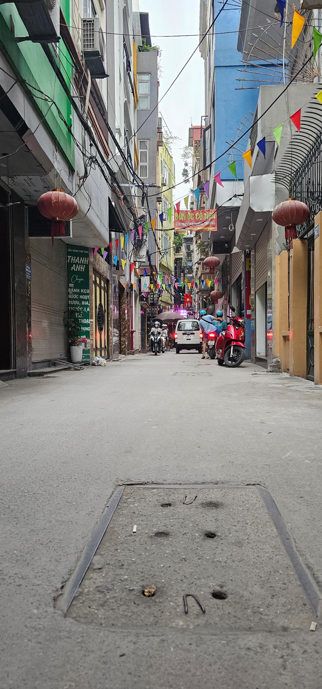 Bán nhà Trường Chinh - diện tích 103.1m2 2 tầng - Ô TÔ - giá 26,5 tỷ