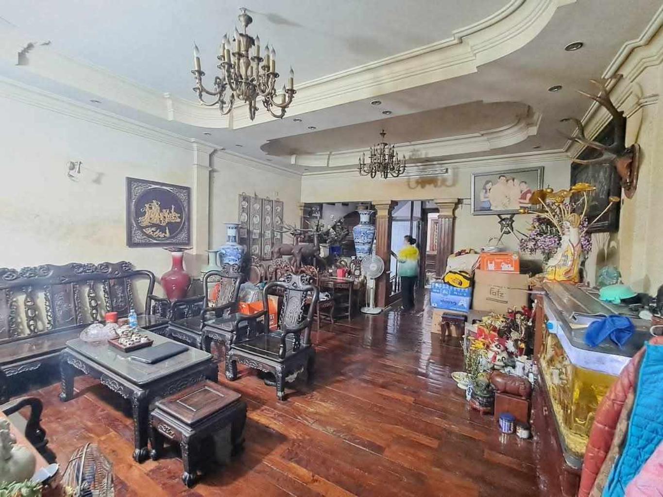 Bán nhà Lò Đúc - diện tích 108m2 5 tầng - Mặt phố kinh doanh đỉnh - giá 97 tỷ