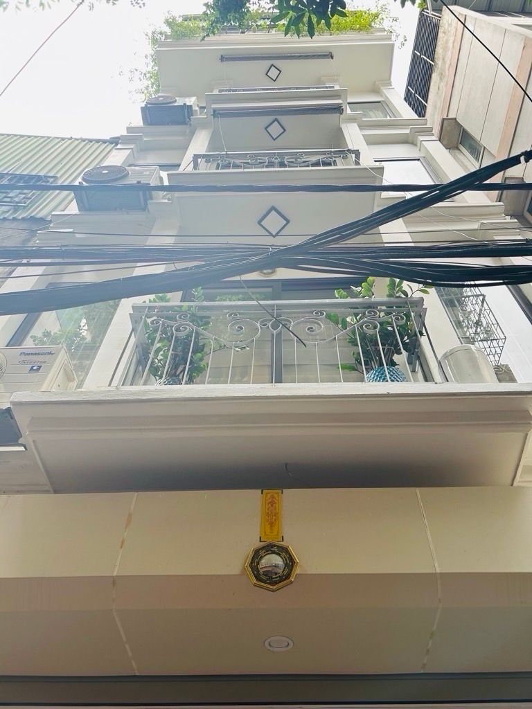 Bán nhà Yên Lạc - diện tích 47m2 5 tầng - Lô góc, thang máy - giá 15,5 tỷ