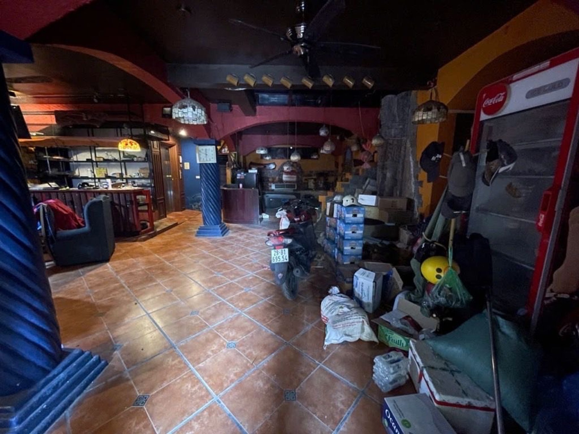 Bán nhà Giảng Võ - diện tích 209m2 4 tầng - Mặt tiền rộng khủng - giá 103 tỷ