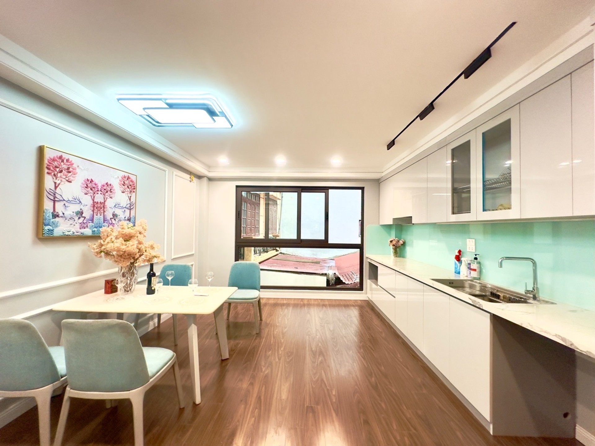 Bán nhà Lê Trọng Tấn - diện tích 48m2 6 tầng - Nhà đẹp lung linh - giá 12,9 tỷ