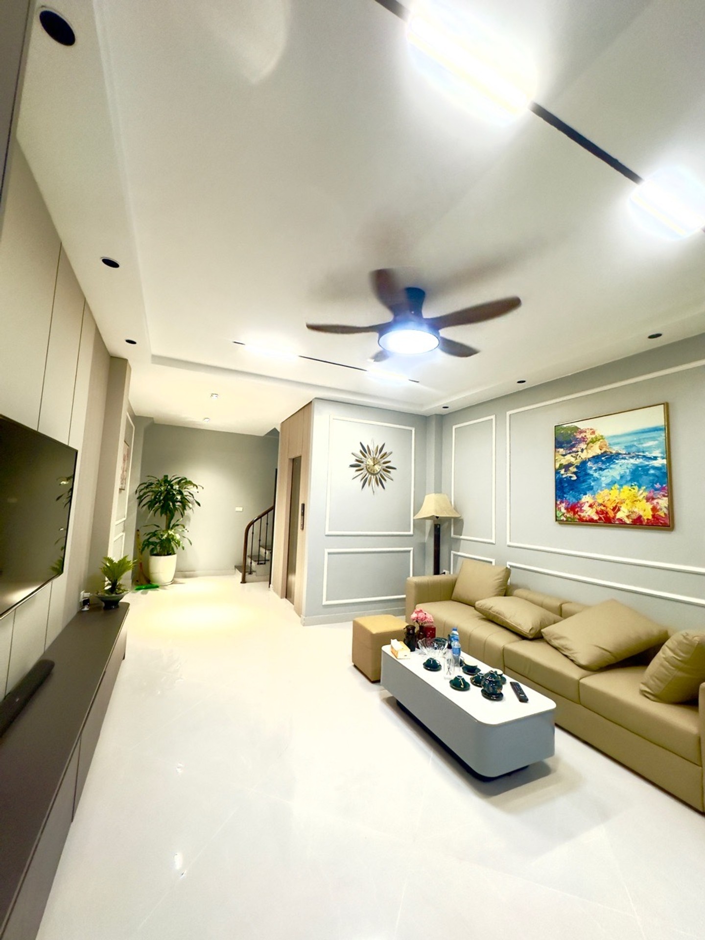 Bán nhà Lê Trọng Tấn - diện tích 48m2 6 tầng - Nhà đẹp lung linh - giá 12,9 tỷ